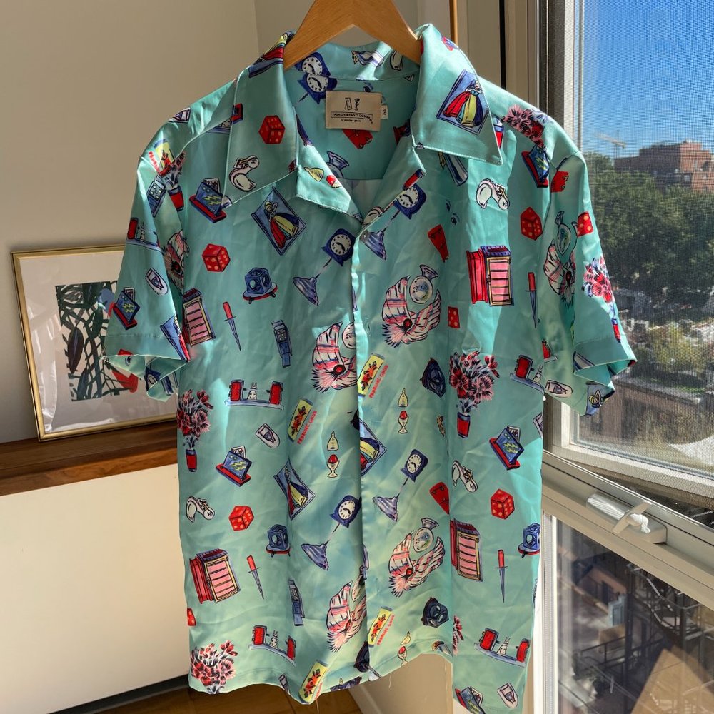 Fashion Brand Company Magic Magician Button Up Shirt size medium